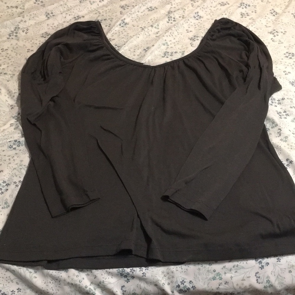 Long bubble sleeve shirt